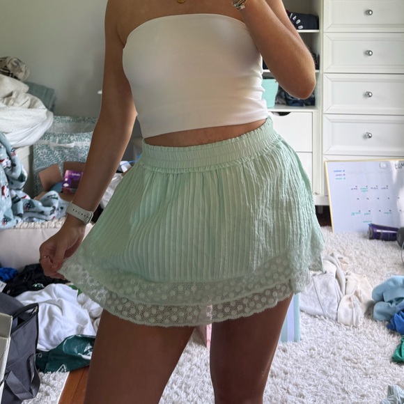 LoveShackFancy Green Bubble Mini Skirt Pleated Resort Wear - Picture 3 of 3